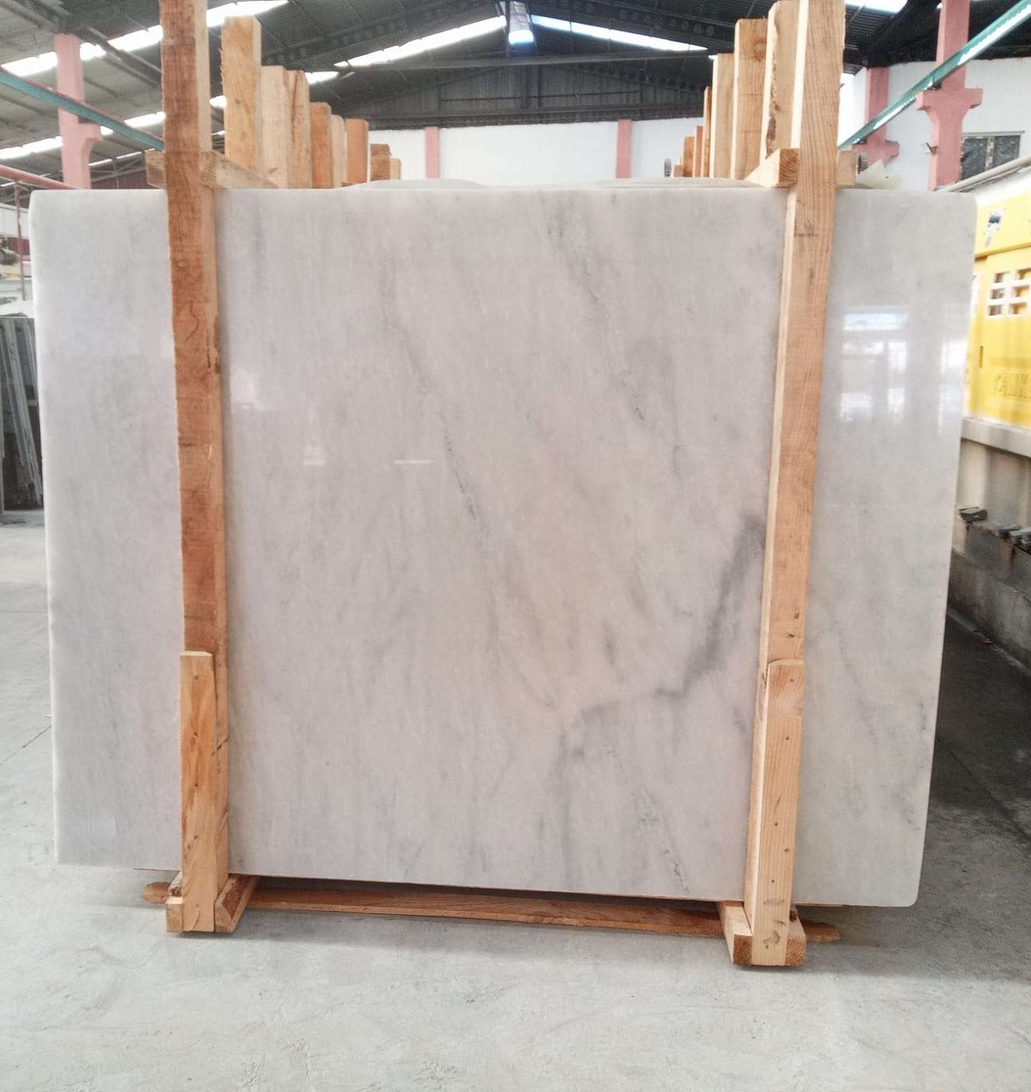 2000-Snow-White-Marble-Slab-polished-honed4