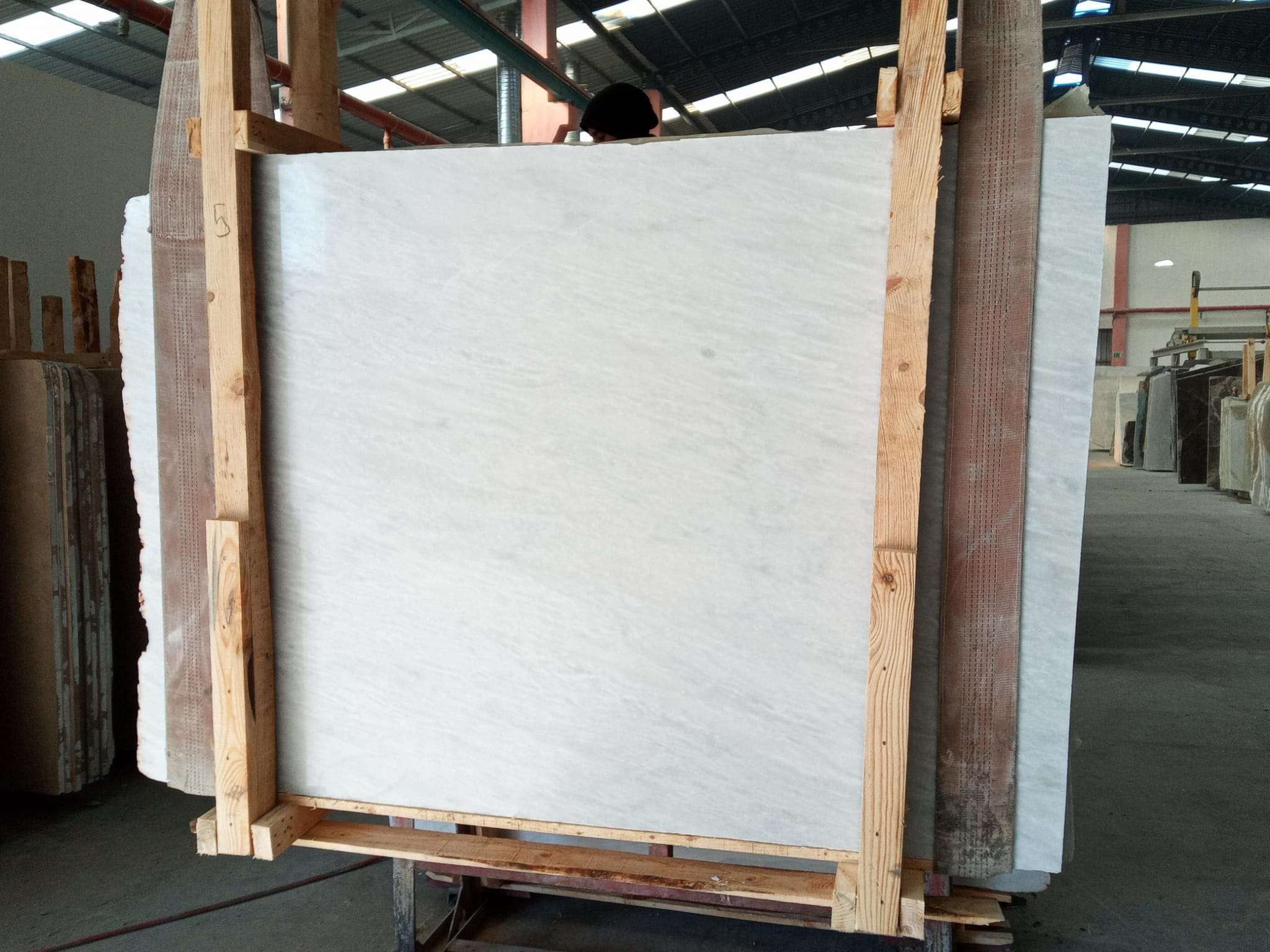 2000-Snow-White-Marble-Slab-polished-honed7