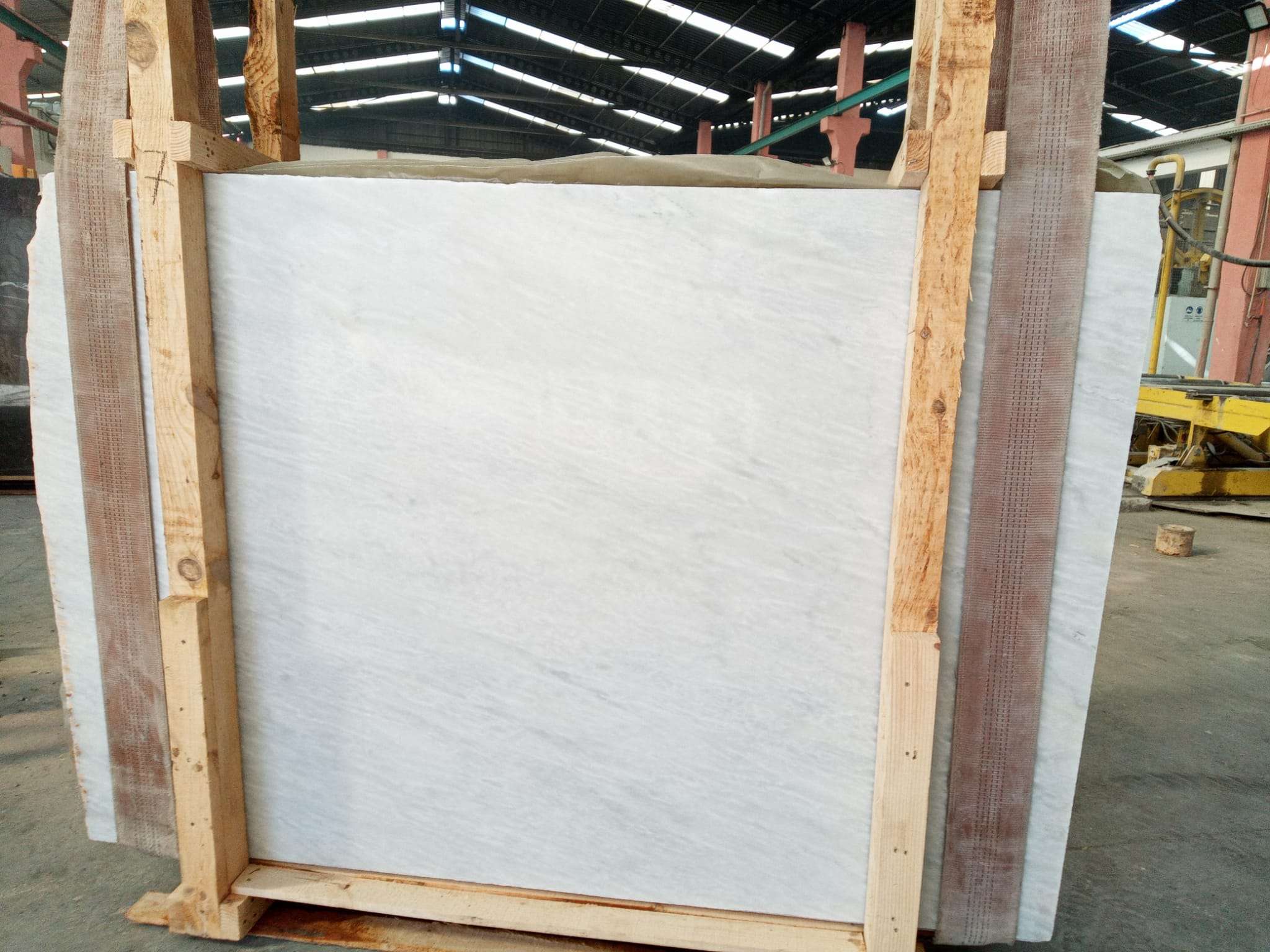 2000-Snow-White-Marble-Slab-polished-honed8