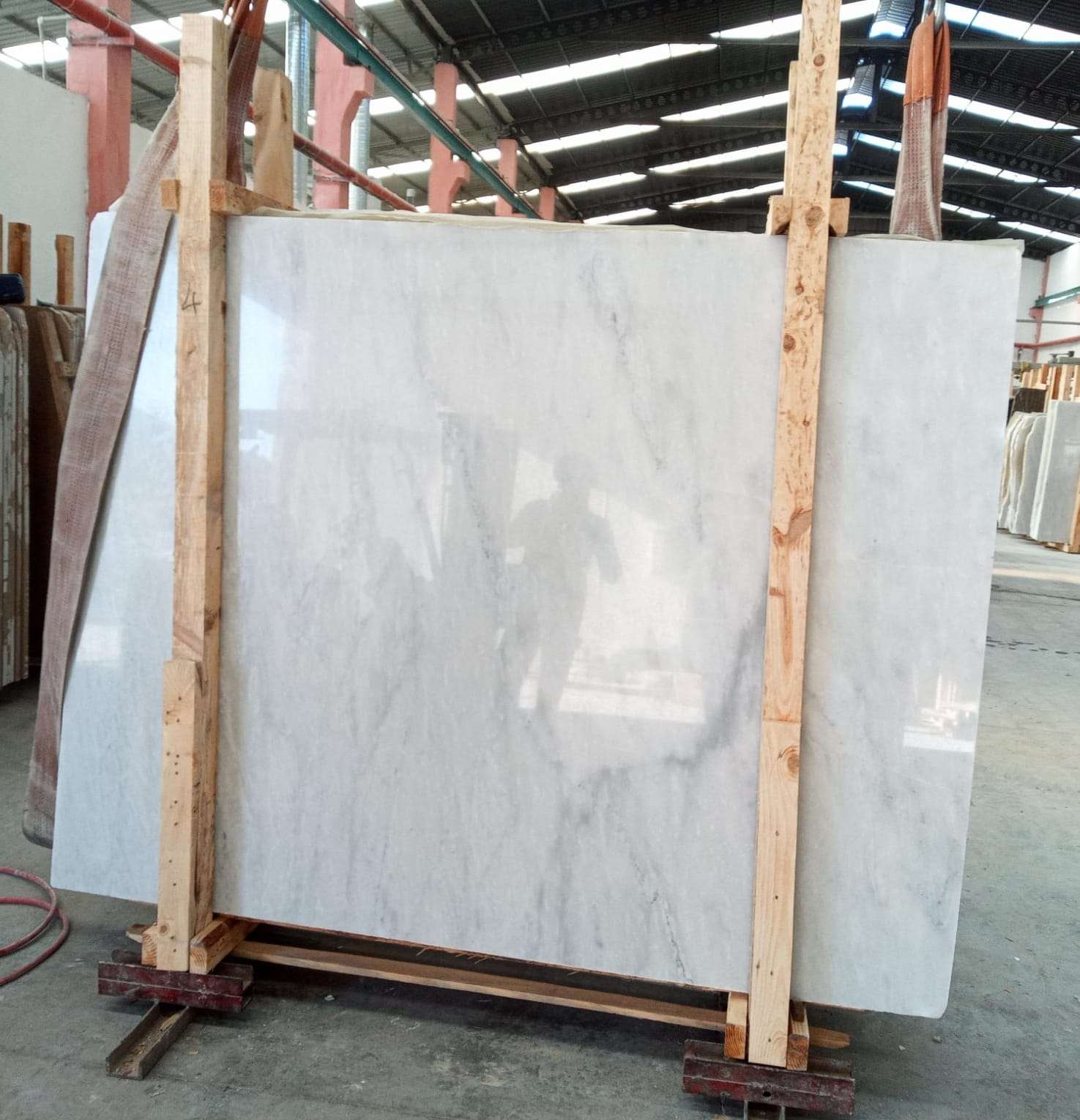 2000-Snow-White-Marble-Slab-polished-honed9