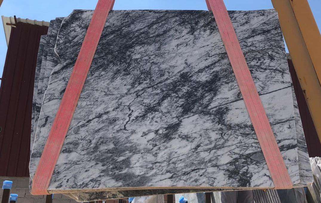 2000-Pineta-Black-Marble-Slab-light-polished-honed-4 2000 Pineta Black Marble Slab light polished honed 4