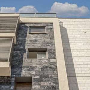 4000-Exterior-Wall-Cladding-Pineta-Black-Marble-polished-honed-3