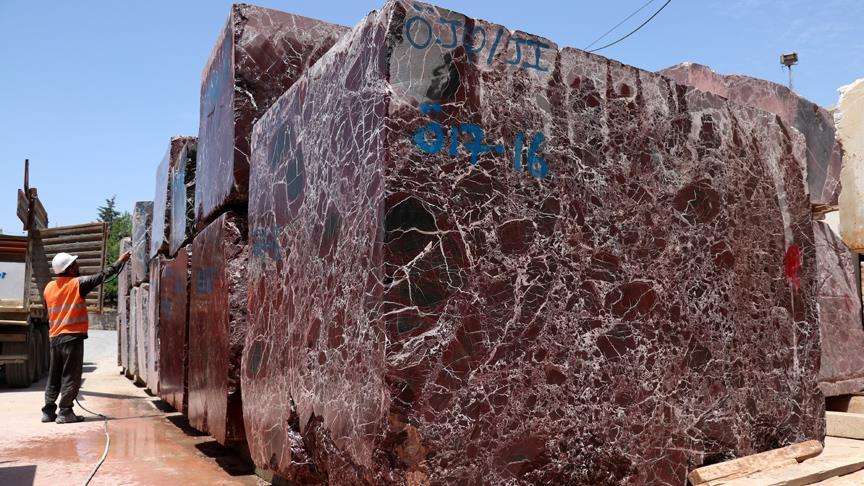 marble-slab-elazig-cherry